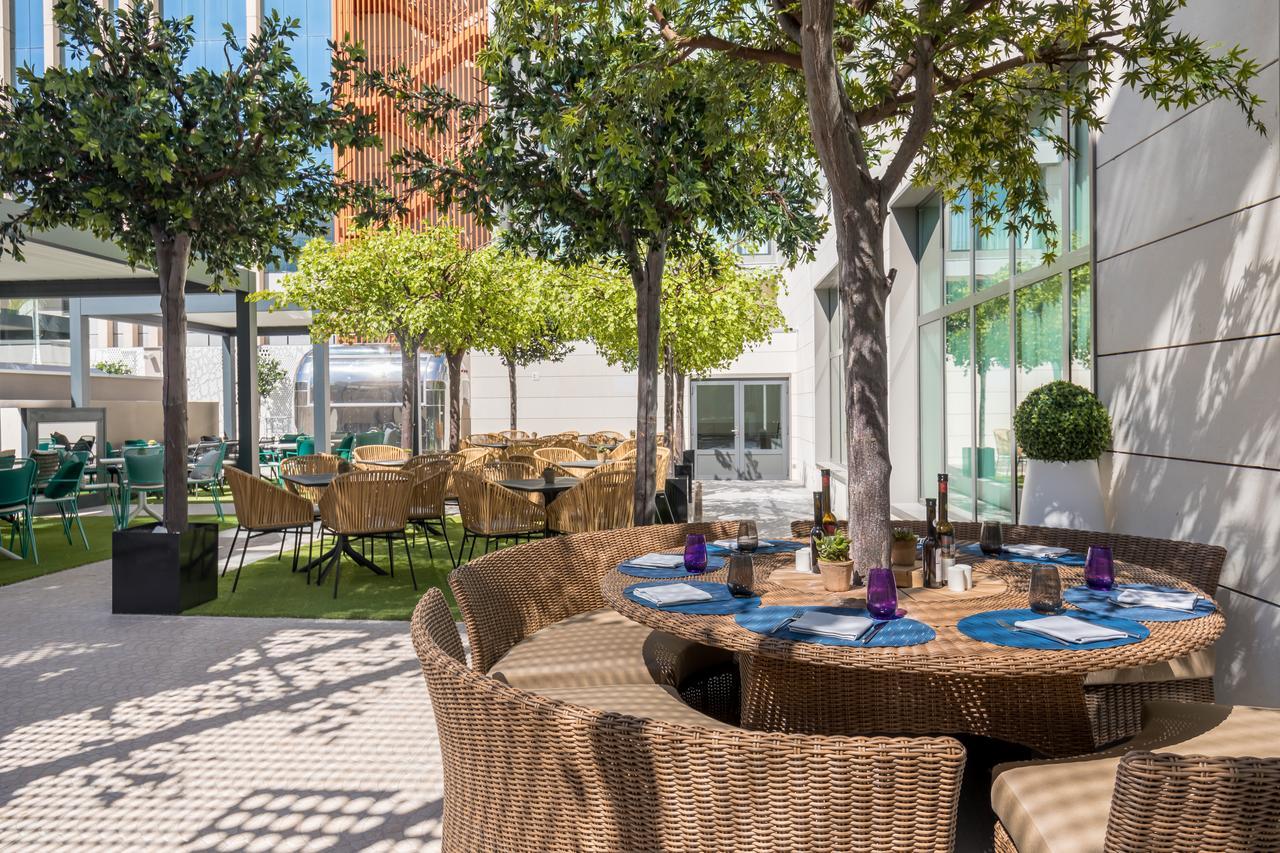 Barcelo Imagine Otel Madrid Dış mekan fotoğraf The Garden